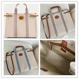 Picture of Valentino Handbags _SKUfw201772614fw